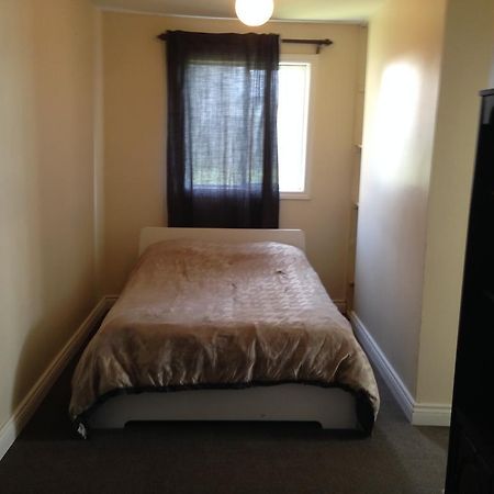 Ivy Motel Торонто Экстерьер фото